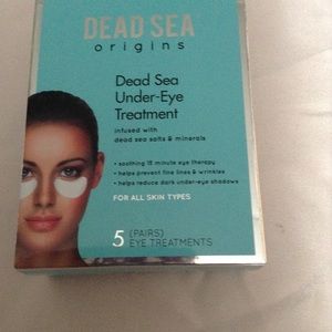 Women's Eye care treatment